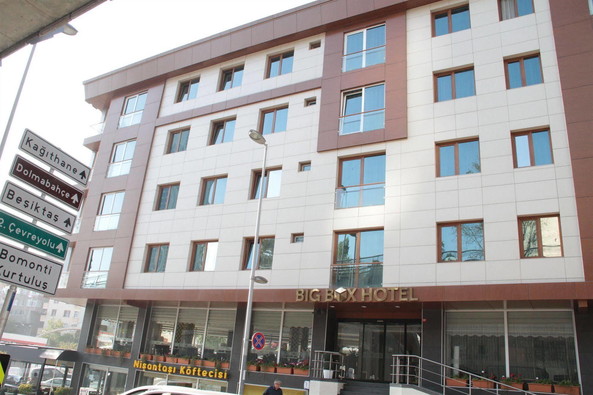 Urban Hotel Bomonti Istanbul Exterior photo